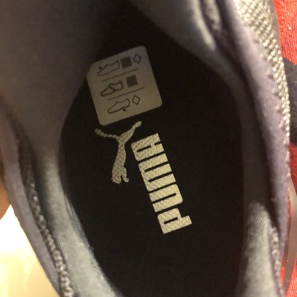 Puma women -Fierce2wn’s -size 7 -black - Picture 12 of 13